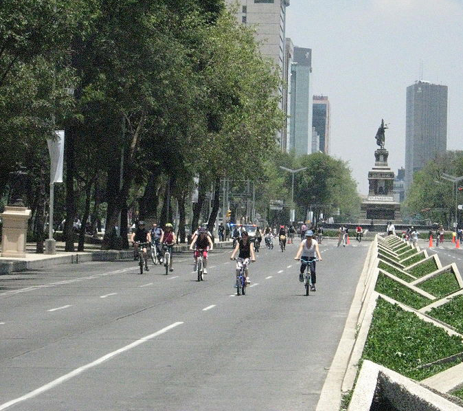 Bicycle Sunday Paseo Reforma