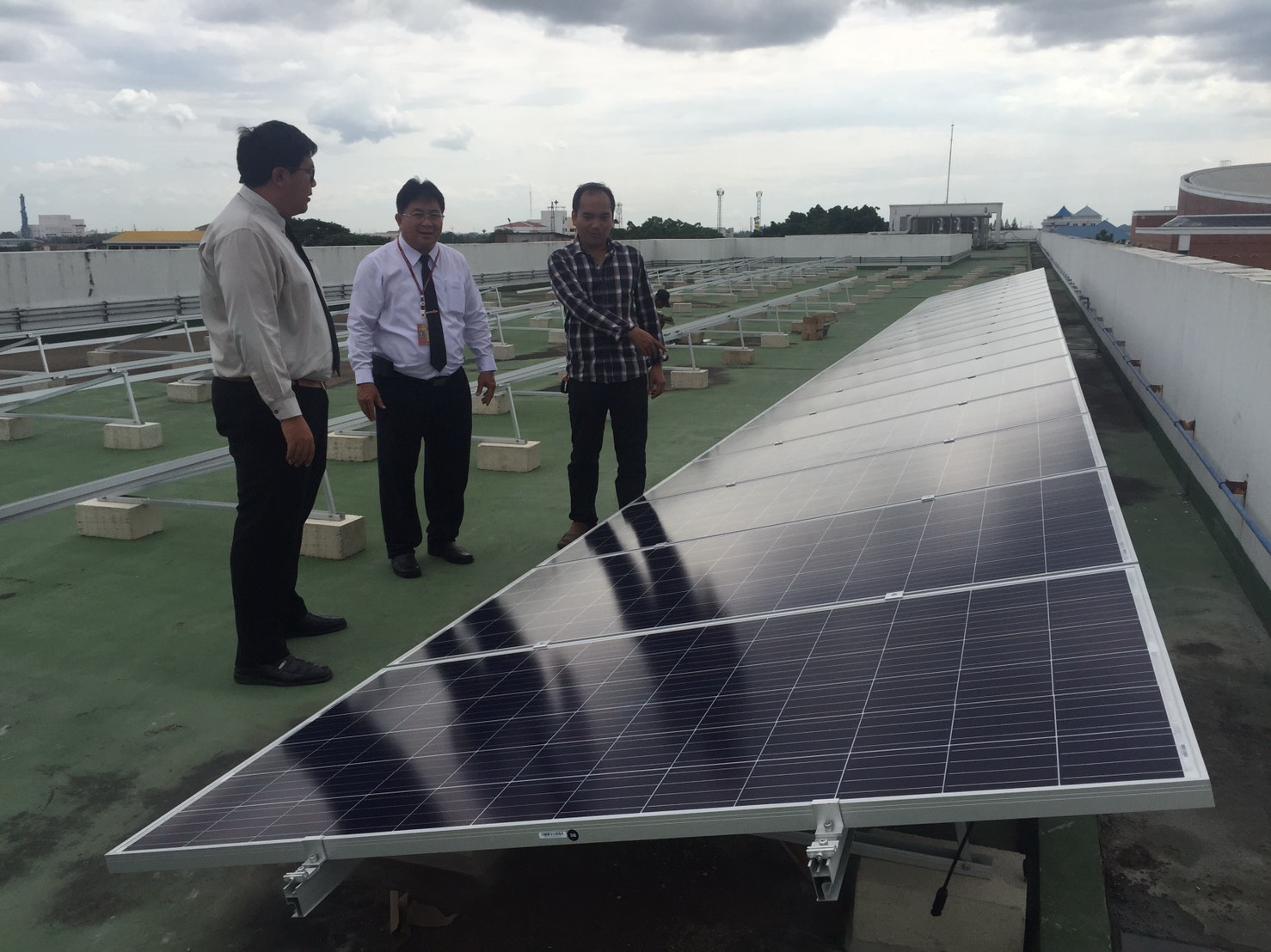 Project Description - 1 (Solar green energy)